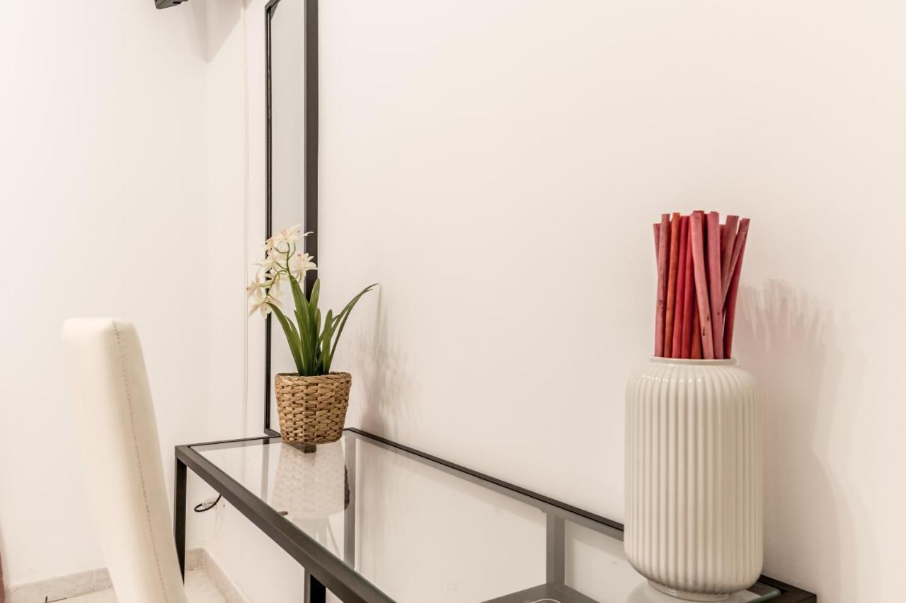 Petite Maison 19 * Rom